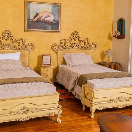 Готель Casa Colonial Кіто Екстер'єр фото